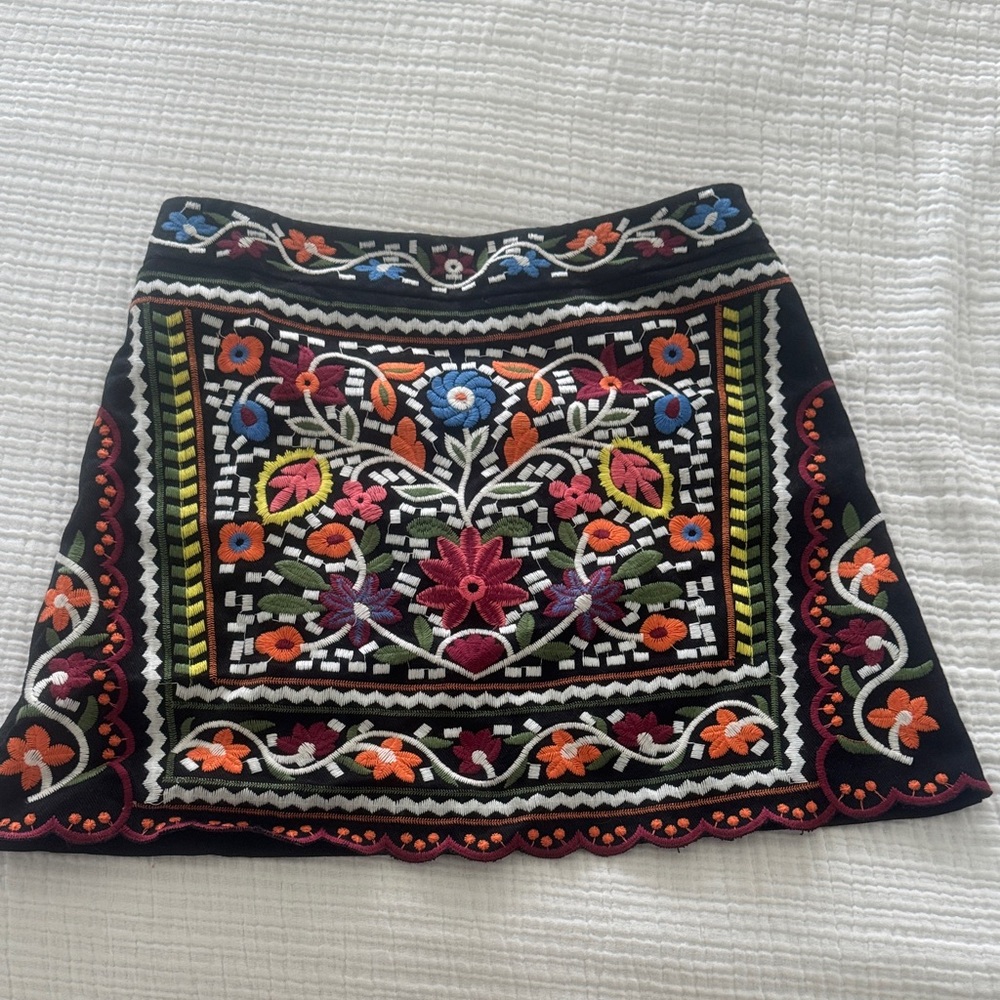 Women’s Embroidered Floral Black Skirt